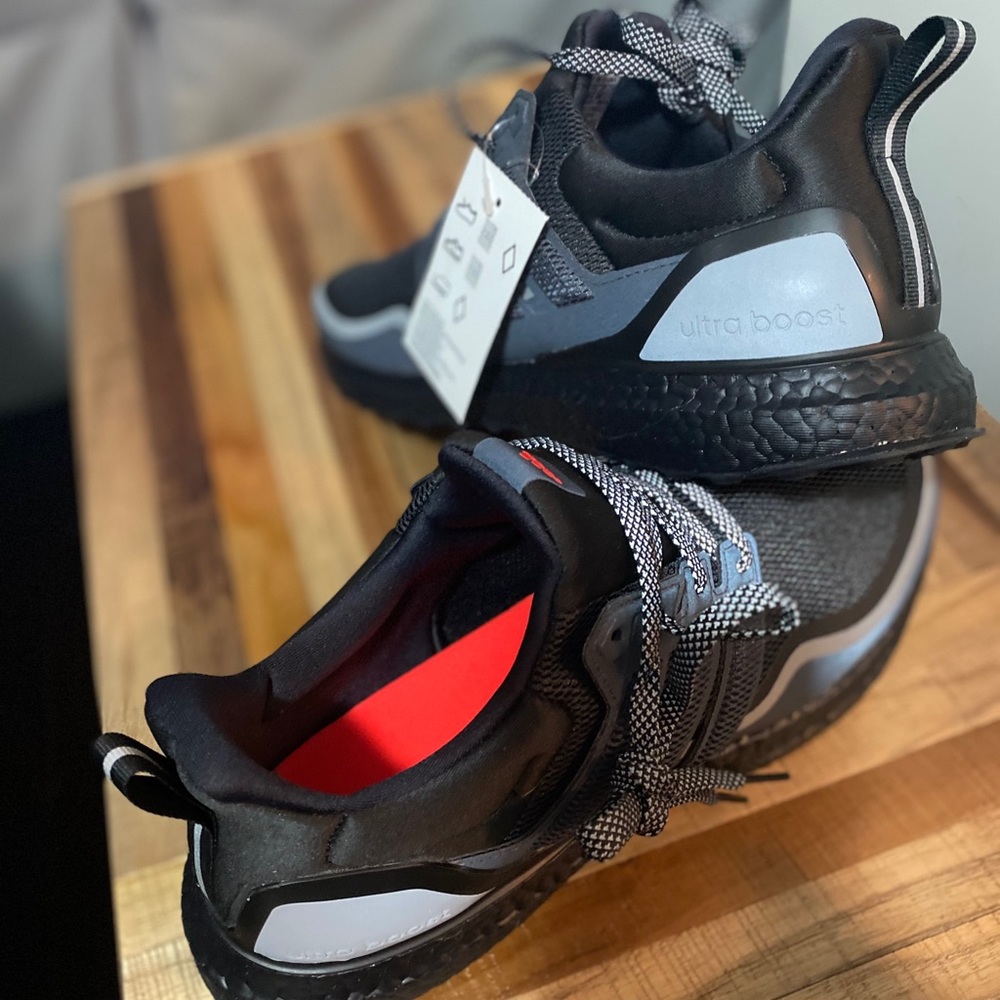 ❌SOLD❌ Adidas ultraboost reflective